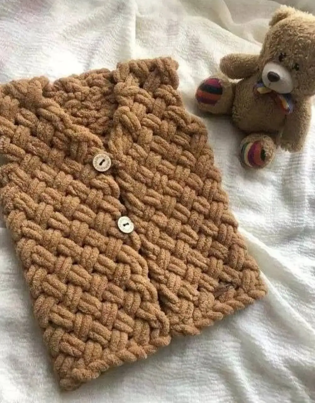 Вязаные изделия на заказ: шапочки, пинетки, тапочки, носочки - Рукоделие (Барахолка) в Саратов