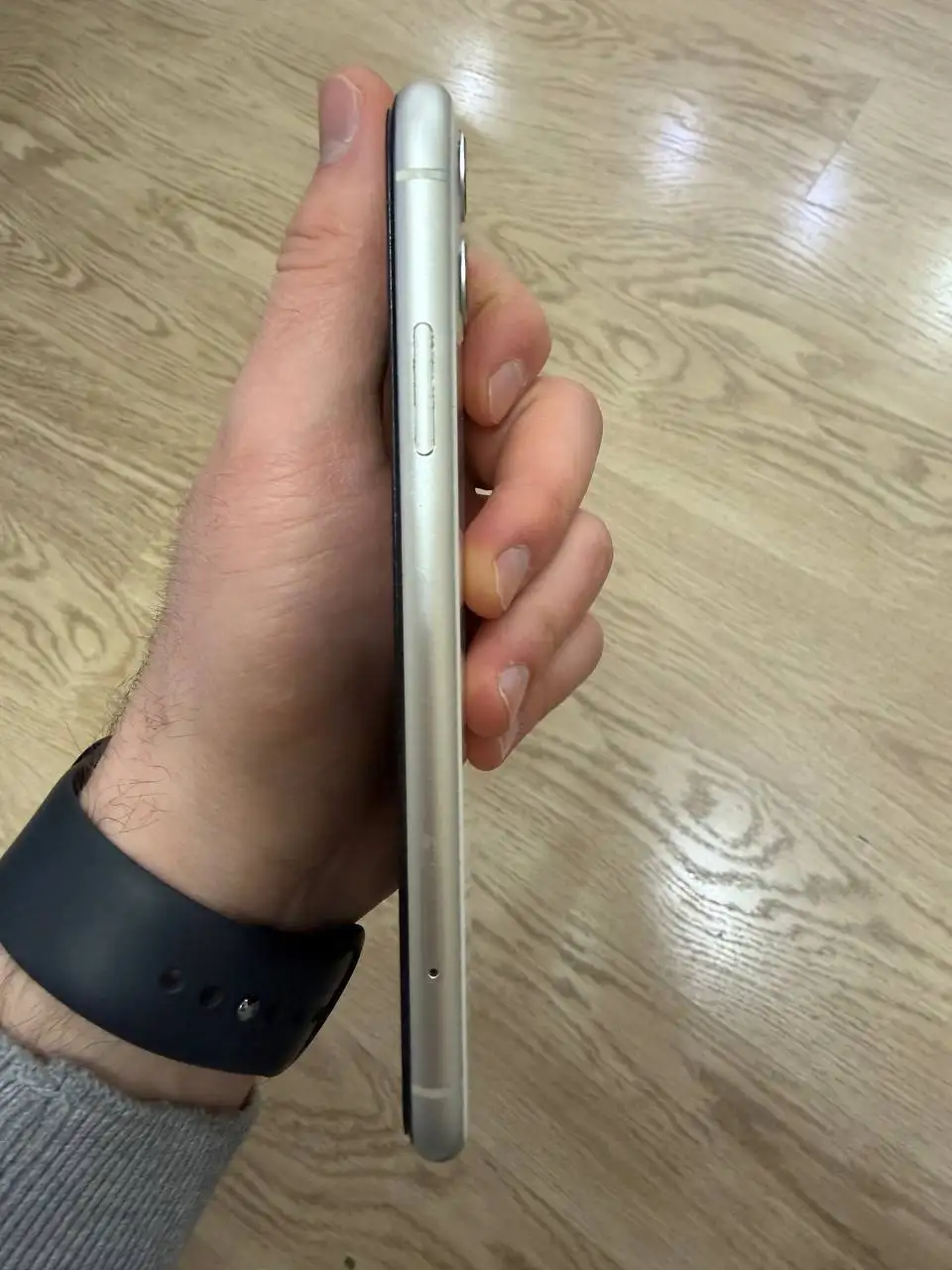 iPhone 11 128 ГБ в идеальном состоянии - Смартфоны (Электроника) в Саратов