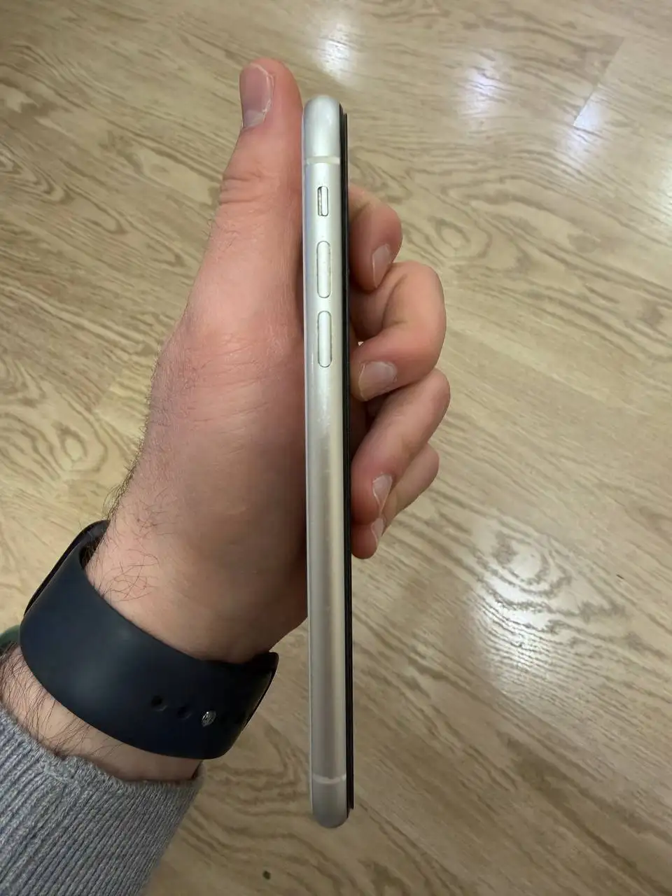 iPhone 11 128 ГБ в идеальном состоянии - Смартфоны (Электроника) в Саратов