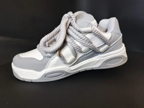 Новые кроссовки в Саратове - Женское нижнее белье в Саратов