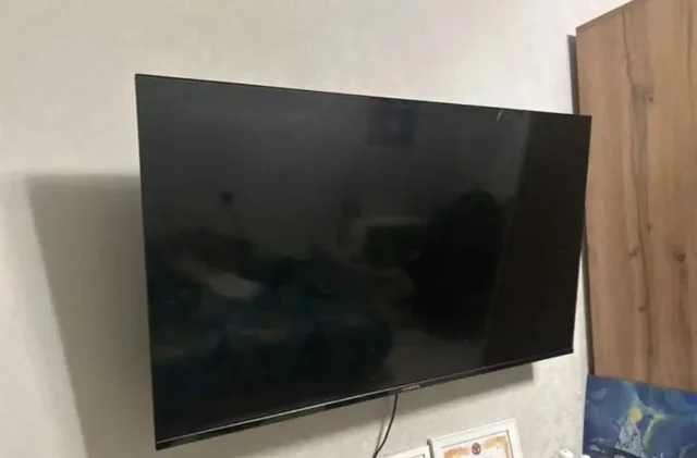 Телевизоры Philips и Harper на запчасти - Электроника в Саратов