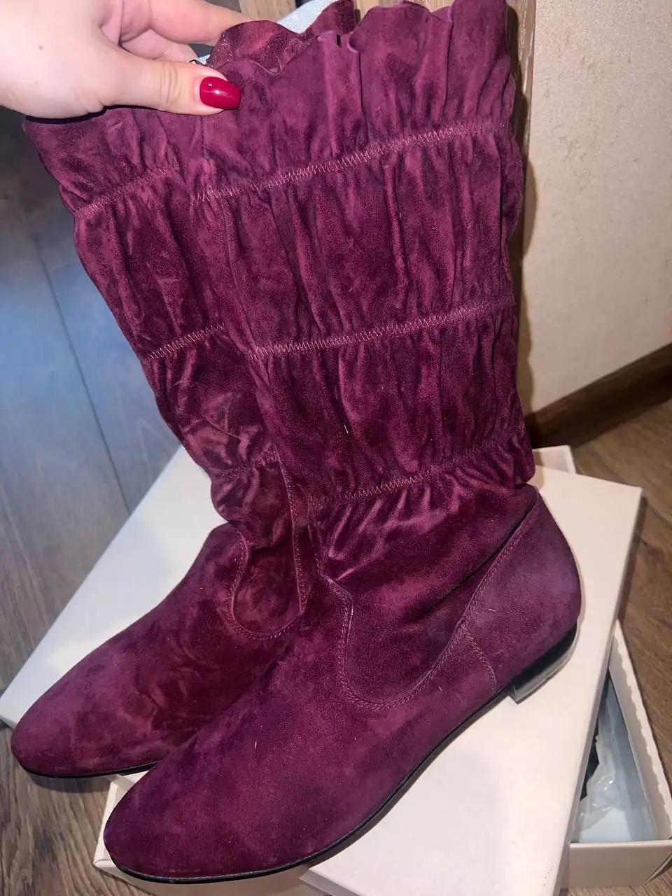 Продажа демисезонных сапог 39 размера - Обувь (Одежда) в Саратов