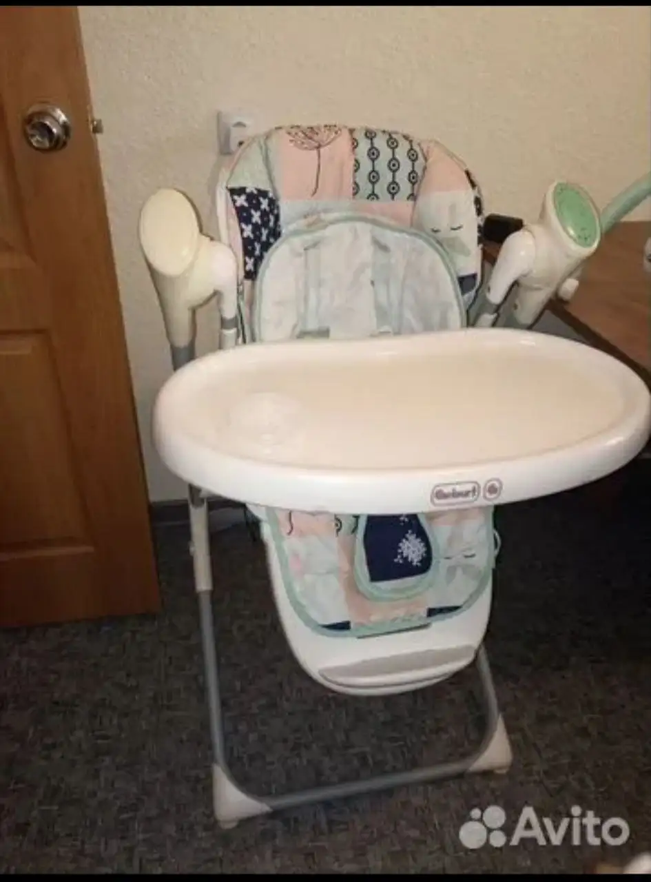 Стульчик, электрокачели и шезлонг для детей - Товары для детей (Барахолка) в Саратов