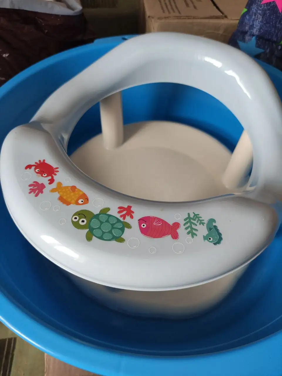 Стульчик для купания на присосках - Барахолка в Саратов