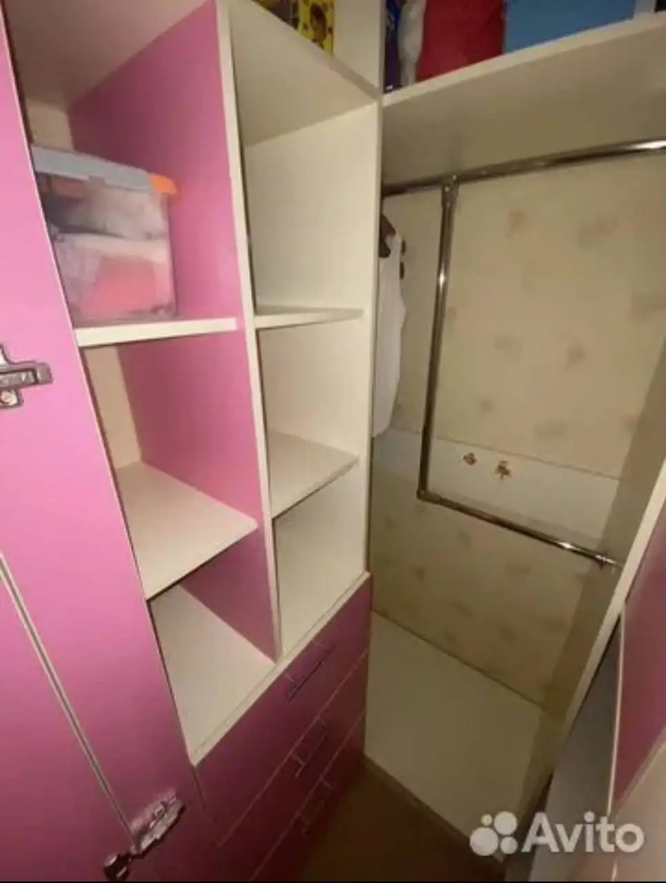 Шкаф в детскую комнату с рабочим столом, кроватью и матрасом - Мебель (Барахолка) в Саратов