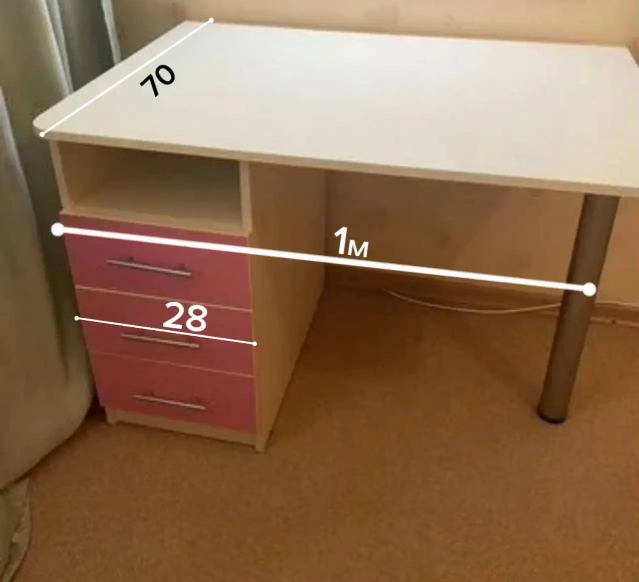 Шкаф в детскую комнату с рабочим столом, кроватью и матрасом - Мебель (Барахолка) в Саратов