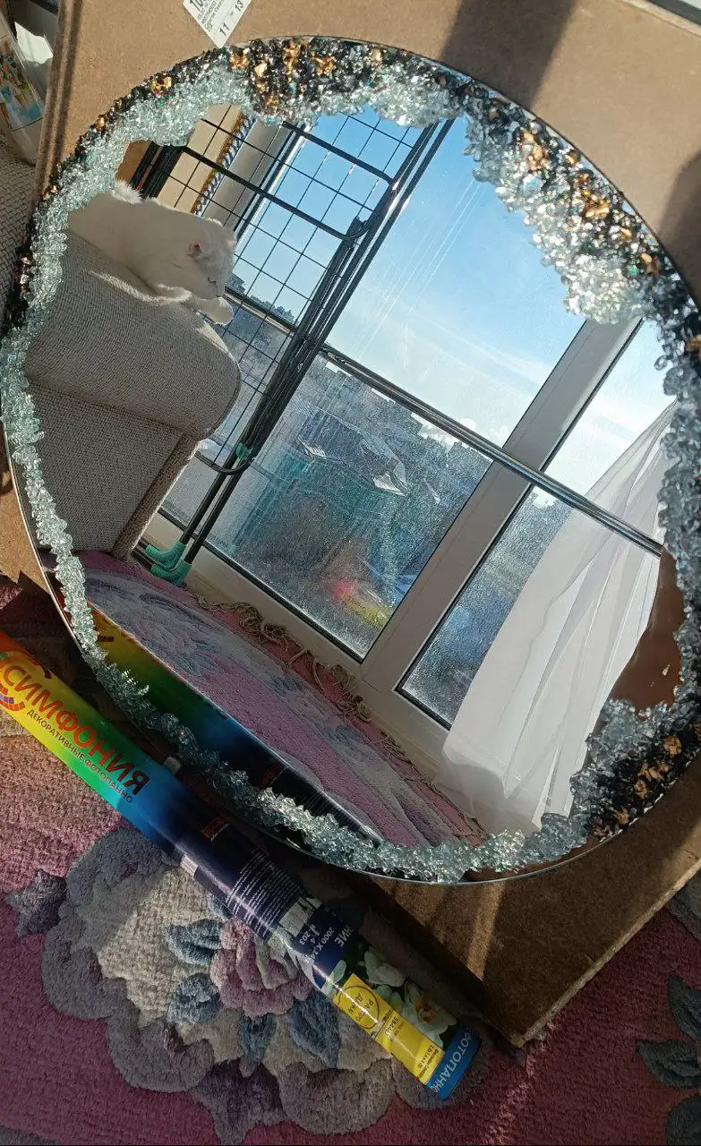 Продам новое зеркало с подсветкой 80/80 - Барахолка в Саратов