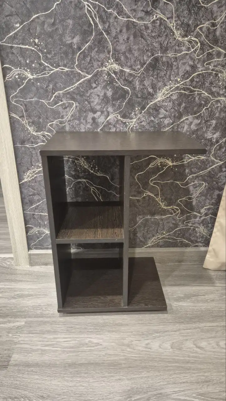 Продам тумбу прикроватную - Мебель (Барахолка) в Саратов