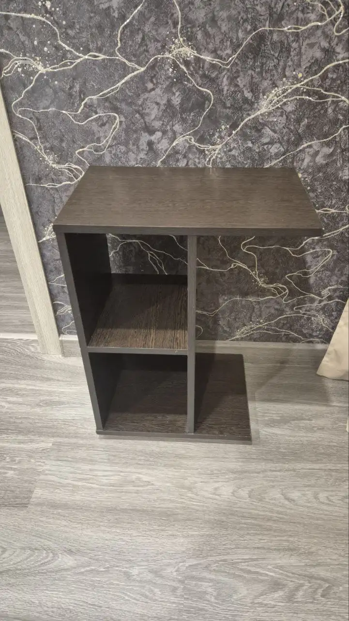 Продам тумбу прикроватную - Мебель (Барахолка) в Саратов