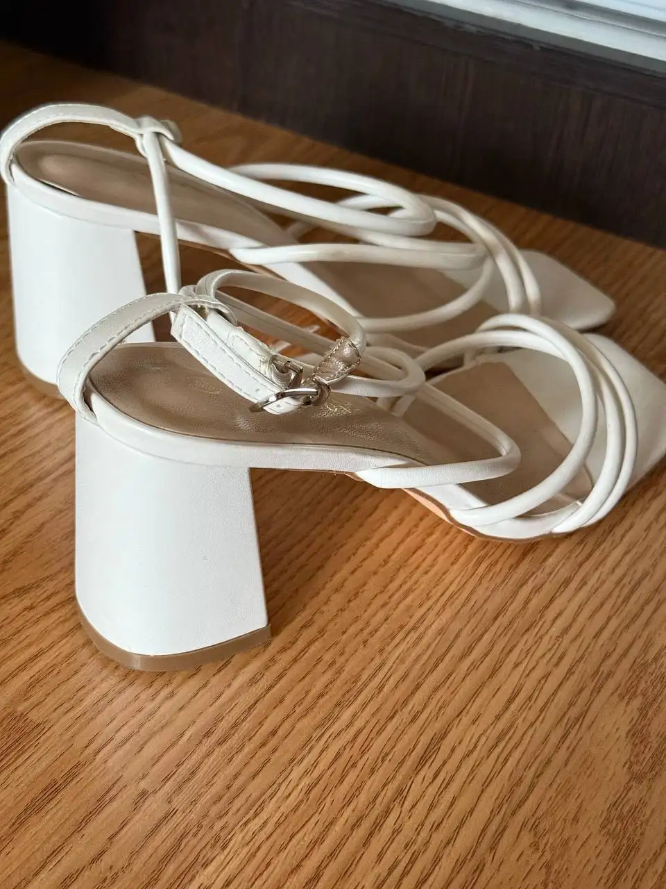 Продам босоножки 38 р-р - Обувь (Одежда) в Саратов