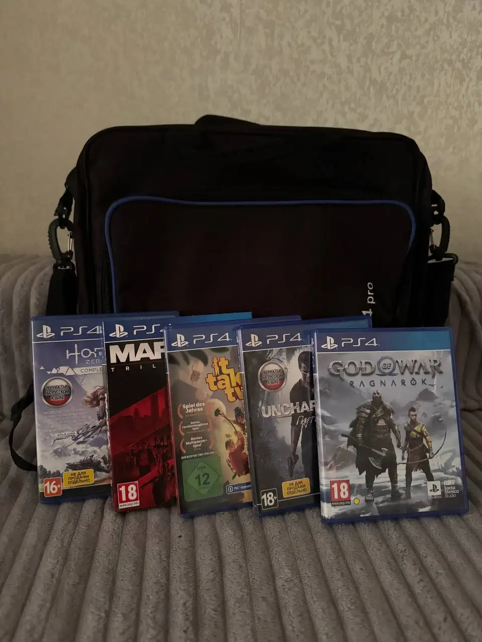 Продам PS4 Pro 1 TB с дисками и PS Plus - Игровые приставки (Электроника) в Саратов