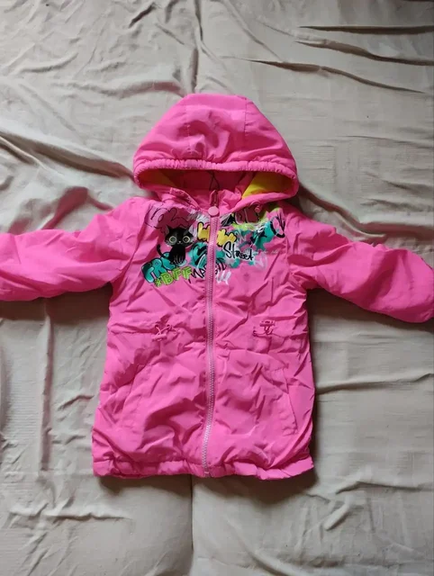 Продам детскую куртку, размер 86-92 на девочку - Одежда в Саратов