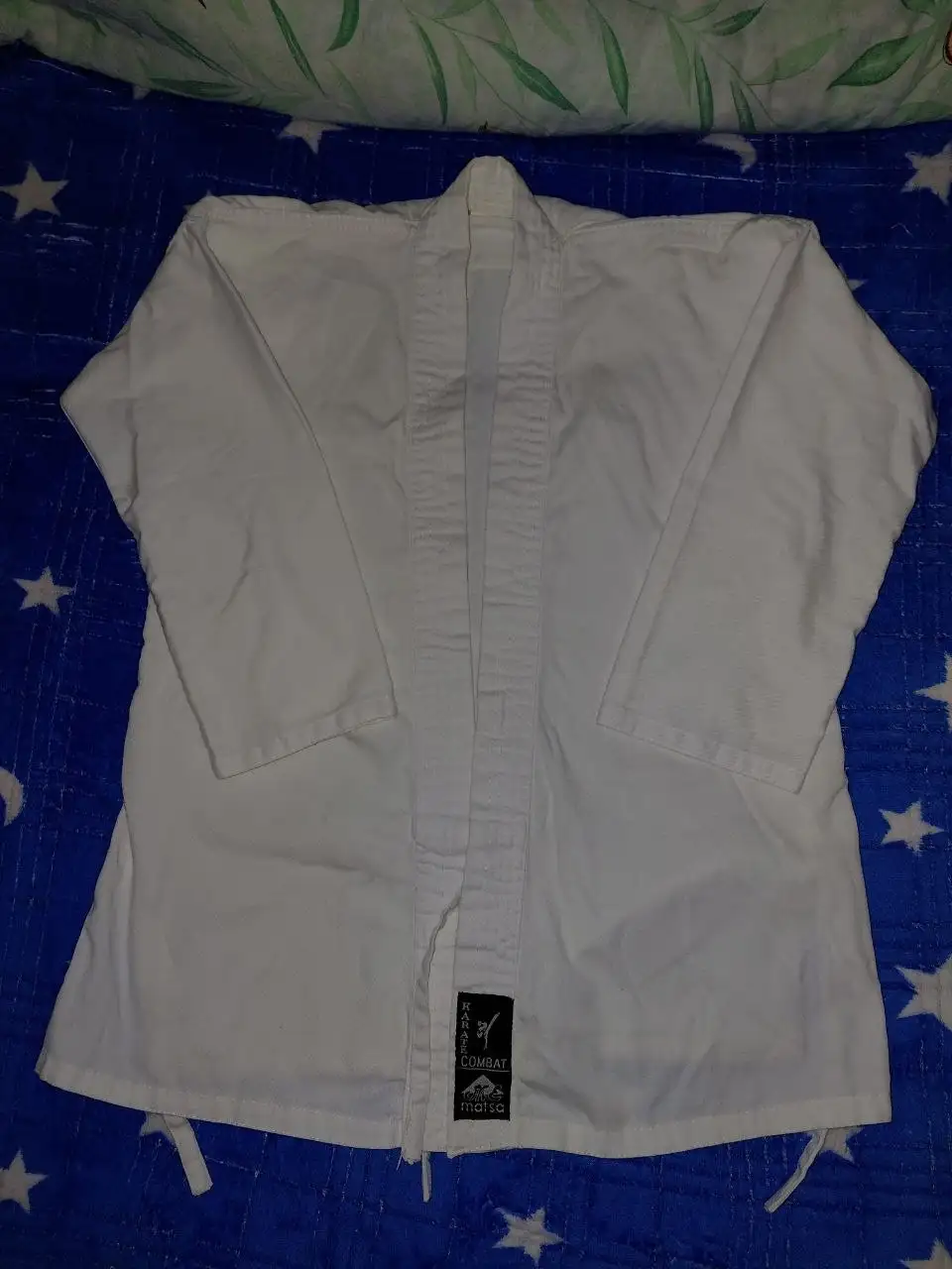 Продам набор для каратэ в отличном состоянии - Спорт (Хобби и отдых) в Саратов