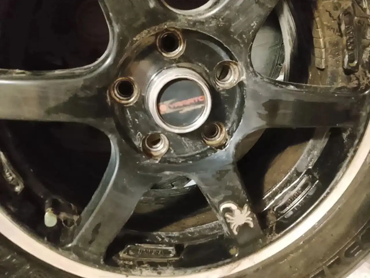 Продажа летних шин на литых дисках R16 - Шины и диски (Авто) в Саратов