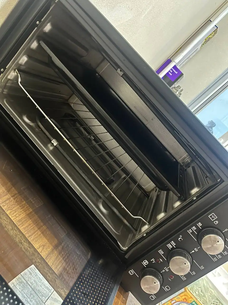 Продам мини духовку электрическая в идеальном состоянии - Барахолка в Саратов