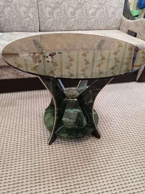 Журнальный столик из стекла и искусственного камня - частное объявление в Иволгино