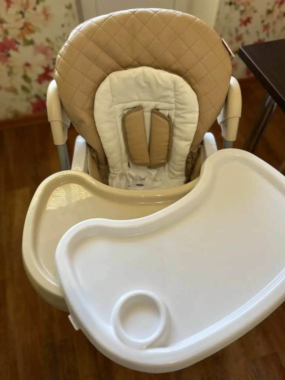 Стульчик для кормления - Стульчики для кормления (Товары для детей) в Саратов