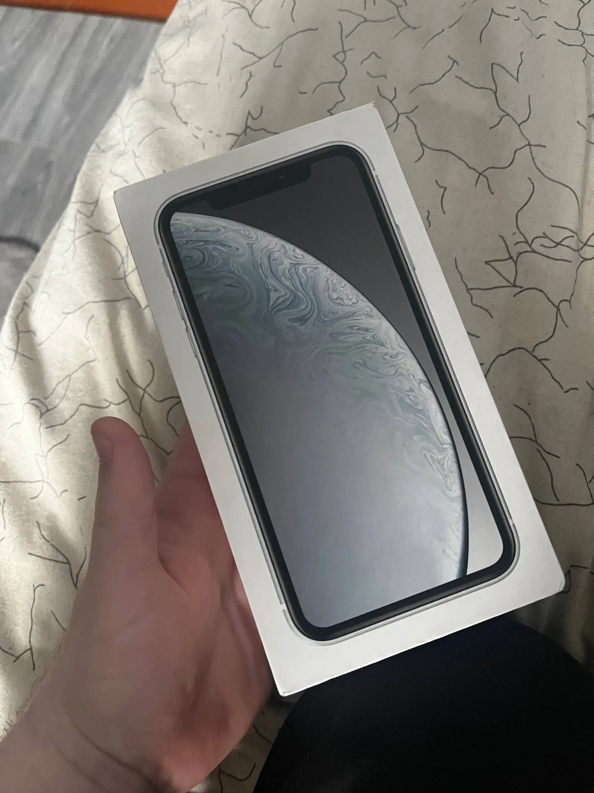 Продажа айфона Х и повербанка в Саратове - Смартфоны и аксессуары (Электроника) в Саратов