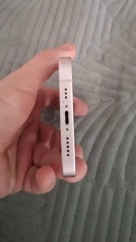 Продажа iPhone 13 128GB и Redmi 9C NFS в Саратове - Смартфоны (Электроника) в Саратов