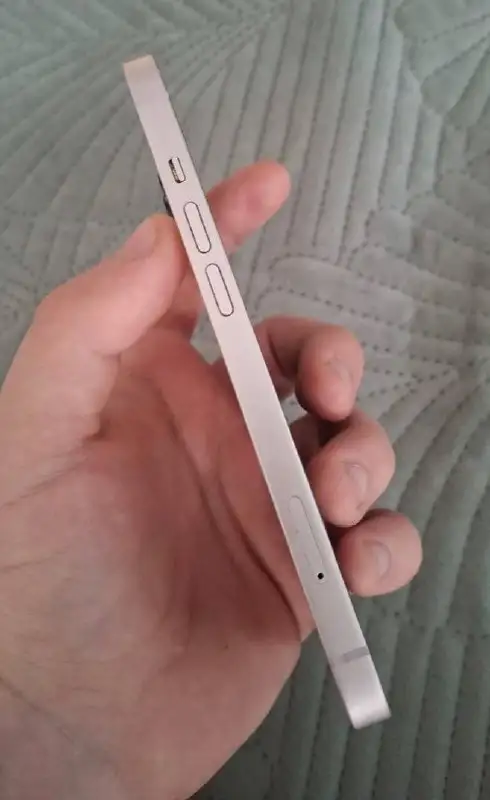 Продажа iPhone 13 128GB и Redmi 9C NFS в Саратове - Смартфоны (Электроника) в Саратов