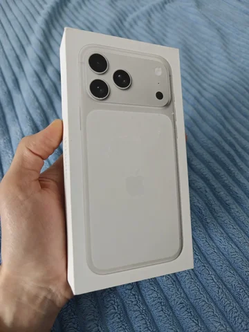 Продажа нового iPhone 17 Pro Max 256Gb Silver - Принтеры в Саратов