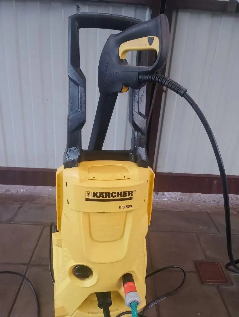 Продажа моющего аппарата Karcher K3.500 с пено-генератором - Барахолка в Саратов
