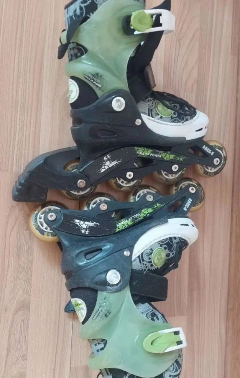 Детские ролики б/у размер 30-33 - Спортивные товары (Барахолка) в Саратов