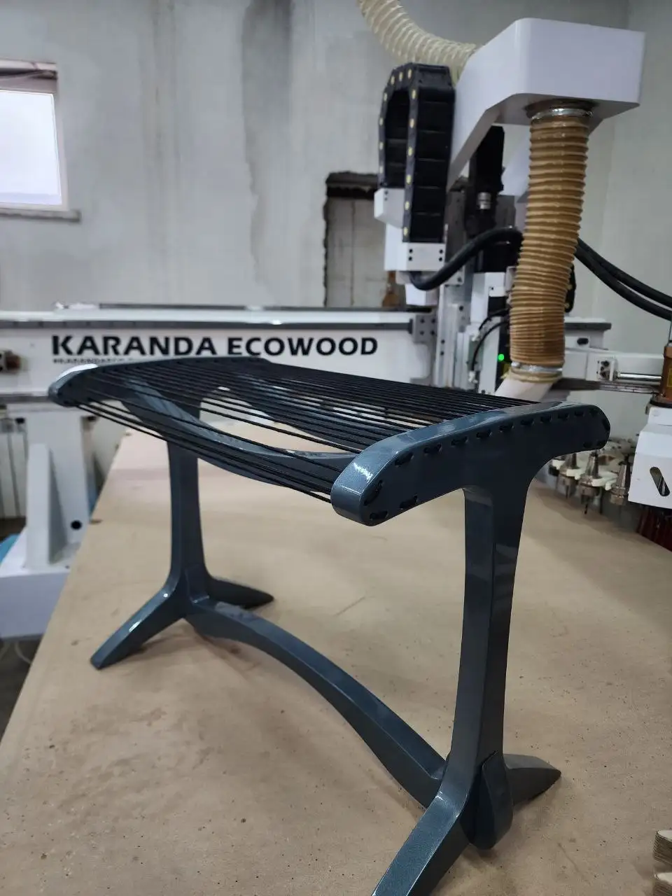 Продам столик и банкетку - Барахолка в Саратов