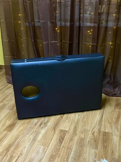 Продам кушетку с вырезом для лица - частное объявление в Саратов