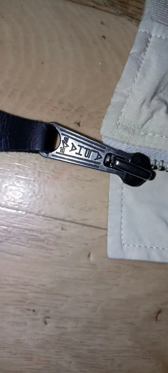 Продам бомбер альфа оригинал - Верхняя одежда (Одежда) в Саратов