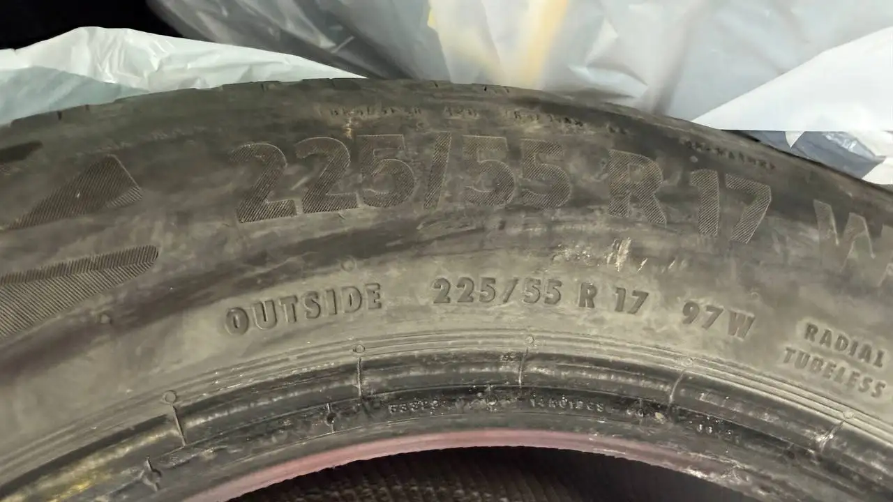 Продажа летней резины Continental R17 225/55 - Автошины (Барахолка) в Саратов