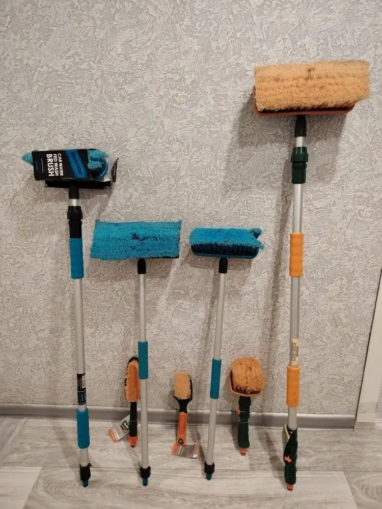 Продажа автомобильных щёток для мытья машины - Автоаксессуары (Авто) в Саратов