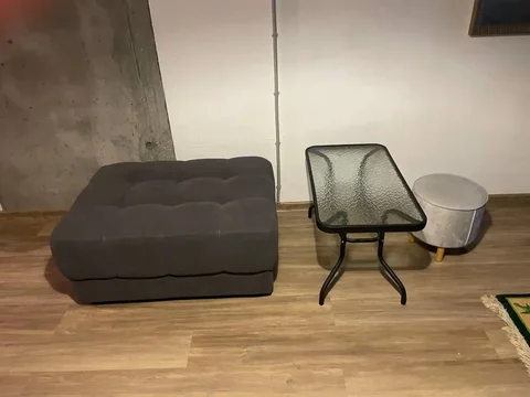 Продажа пуфов и стола - Барахолка в Саратов