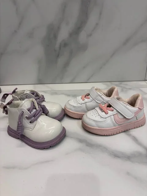 Ботинки и кроссовки на девочку - Мебель для детей в Саратов