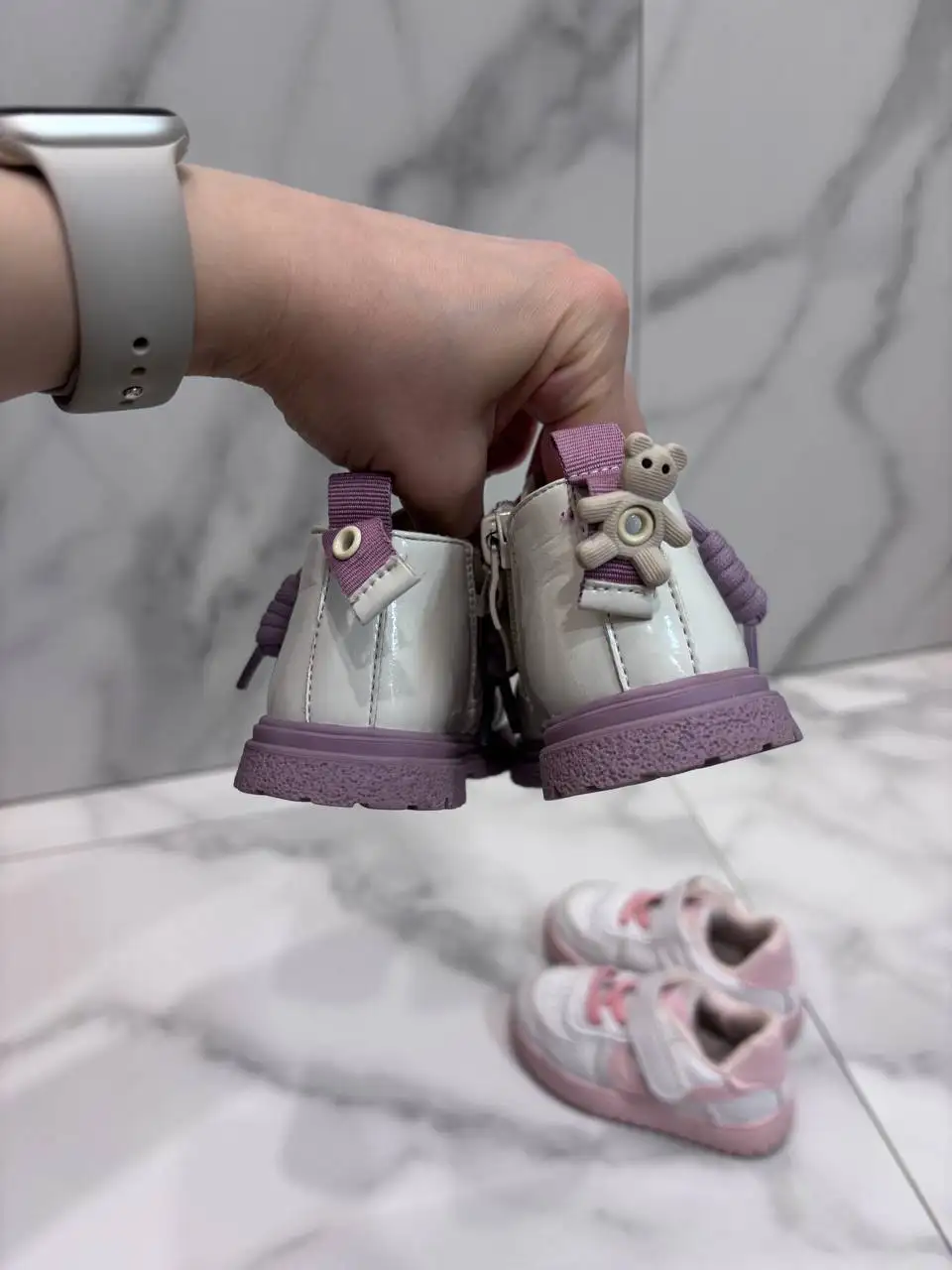 Ботинки и кроссовки на девочку - Обувь (Товары для детей) в Саратов