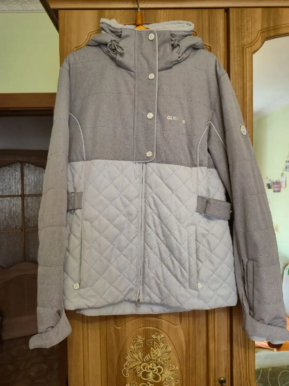 Продажа весенних и зимних курток - Куртки (Одежда) в Саратов