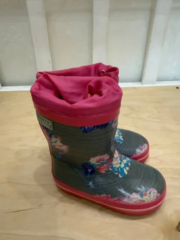 Резиновые сапоги 23 размер с утеплением - Костюмы в Саратов