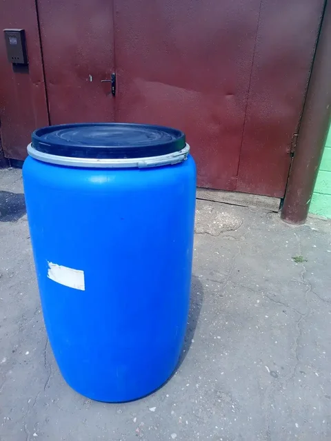 Продаются бочки и кубы - null в Саратов