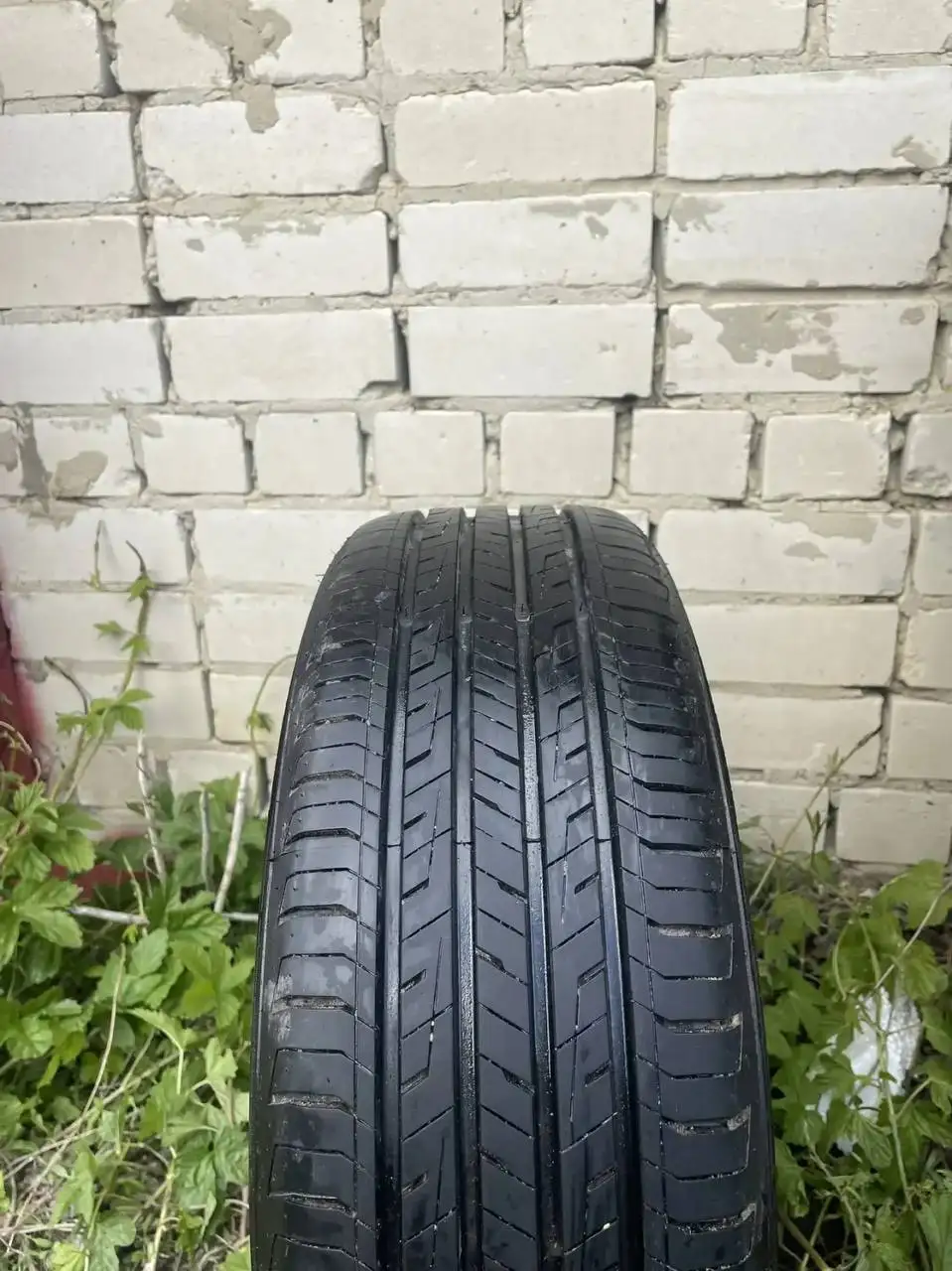 Продам летнюю резину 15 радиус - Шины и диски (Авто) в Саратов