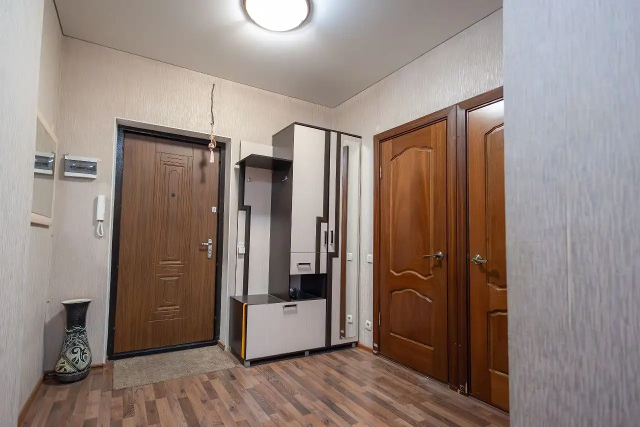 Продается 2-комнатная квартира 59.7 кв.м. в Саратове - Квартиры (Недвижимость) в Саратов