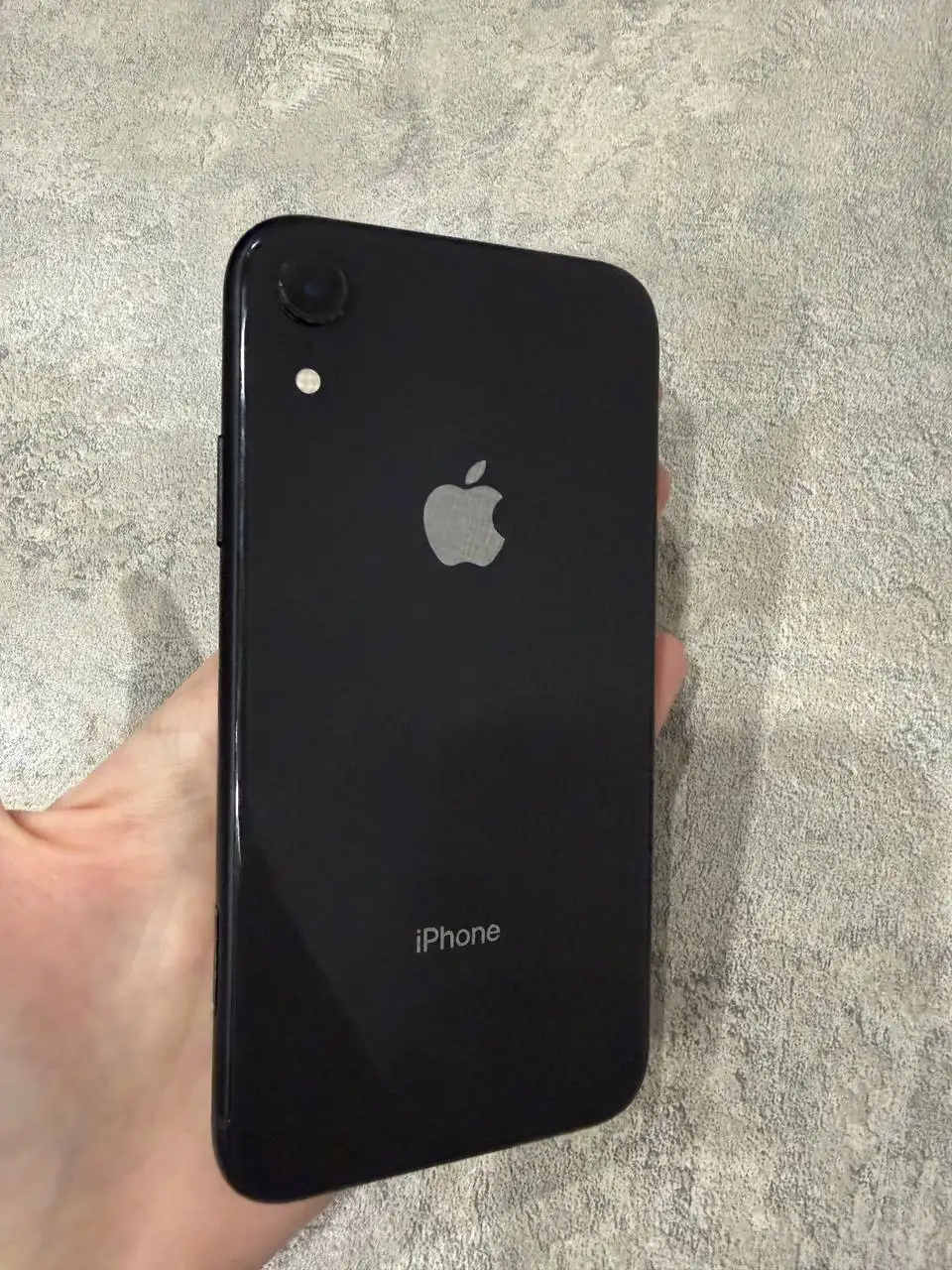 Продам iPhone XR 64GB с трещиной экрана - Смартфоны (Электроника) в Саратов