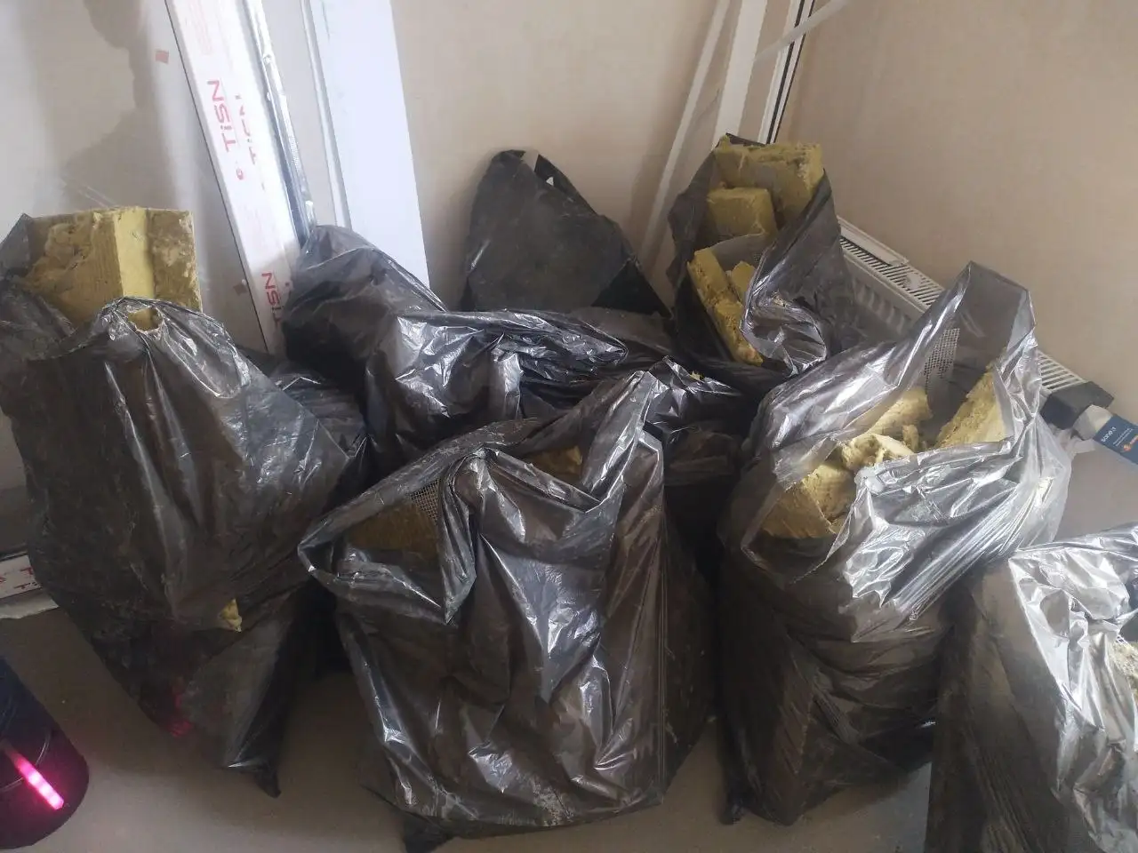 Продам утеплитель с балкона - Барахолка в Саратов