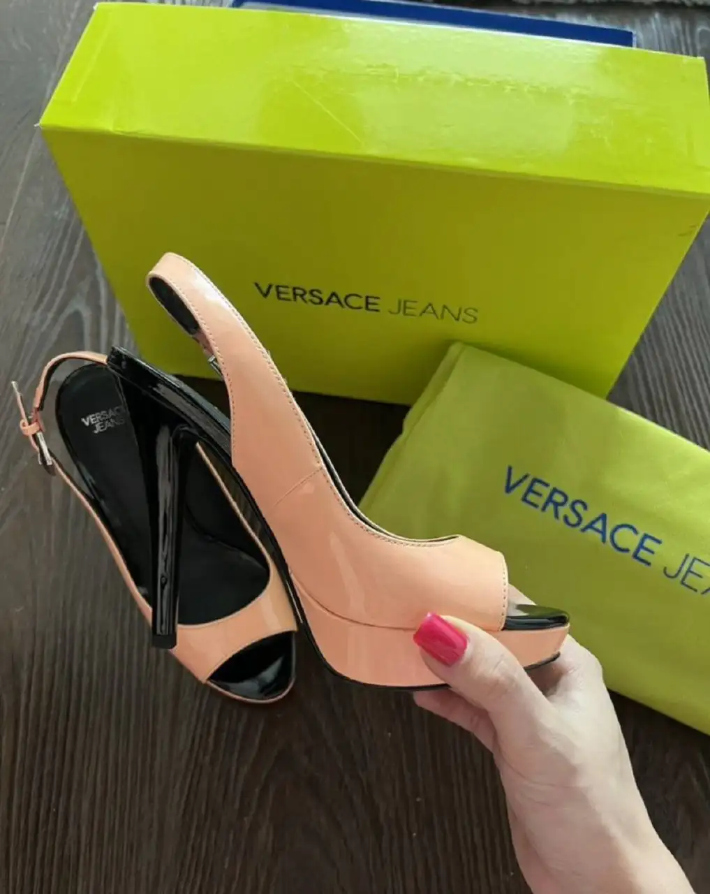 Босоножки Versace jeans - Обувь (Одежда) в Саратов
