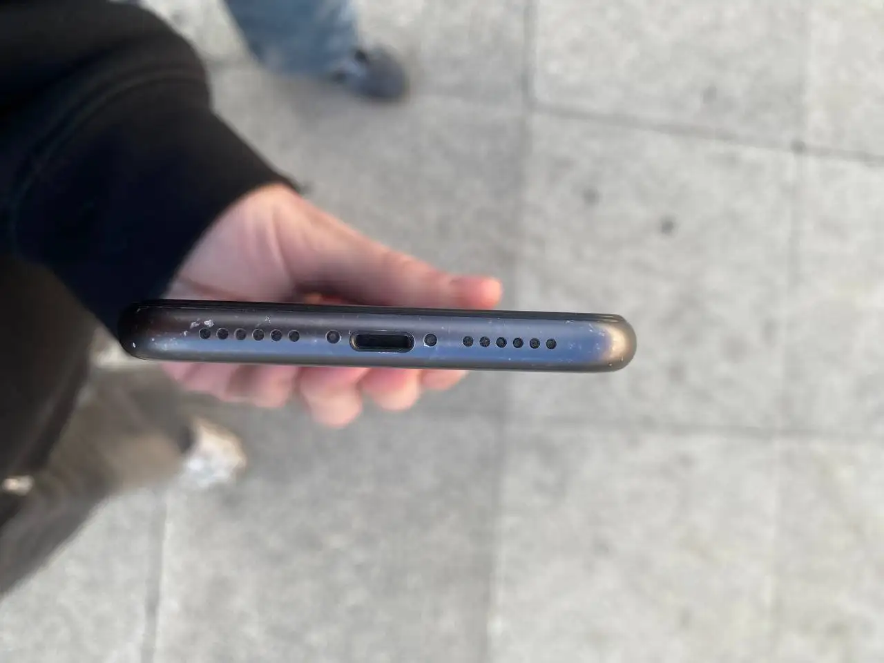 iPhone 11 с заменённым аккумулятором и экраном - Смартфоны (Электроника) в Саратов