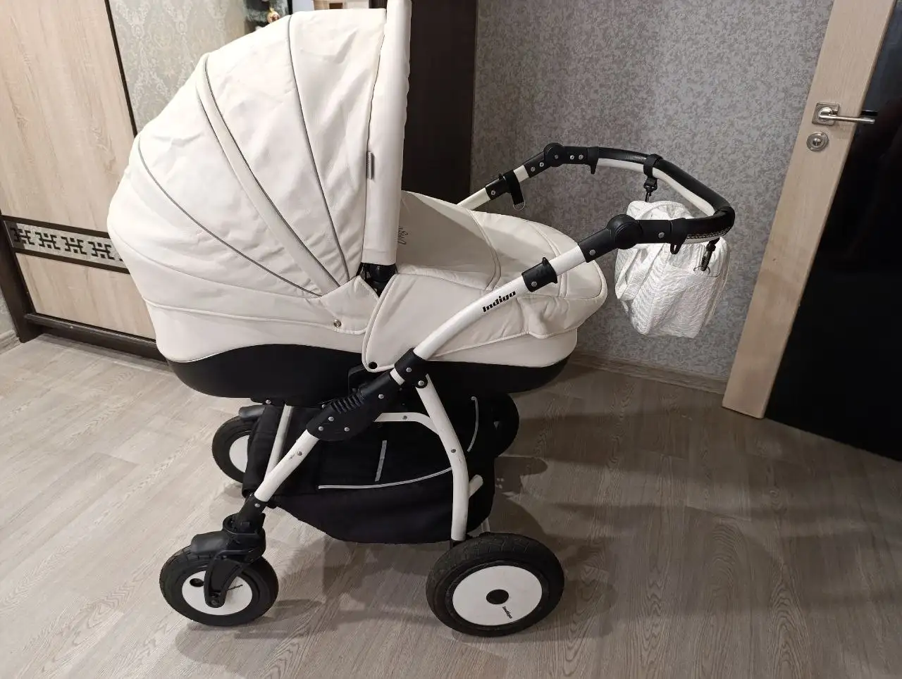 Коляска Indigo + автолюлька - Товары для детей в Саратов
