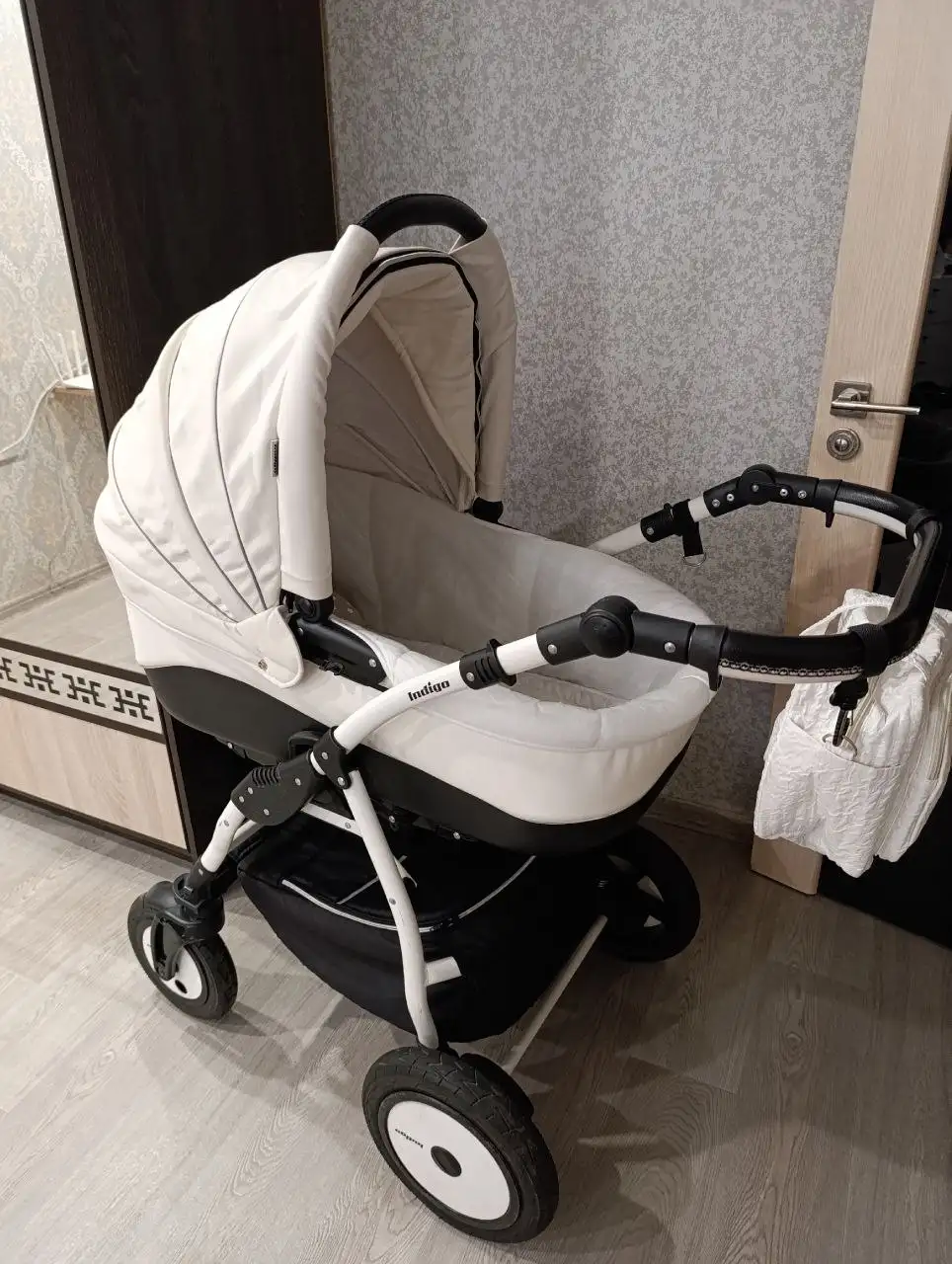 Коляска Indigo + автолюлька - Товары для детей в Саратов