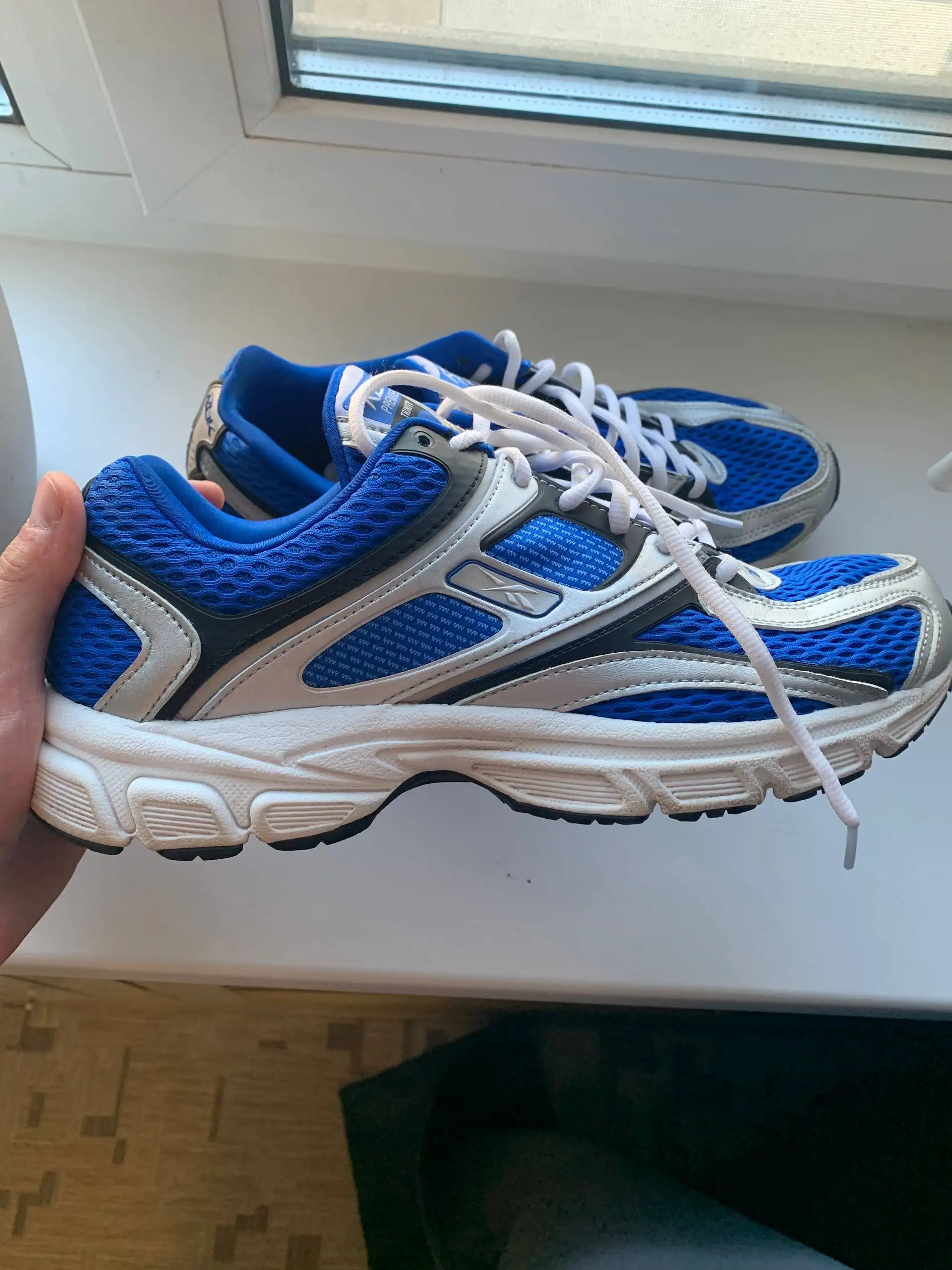 Продам кроссовки мужские Reebok - Обувь (Одежда) в Саратов
