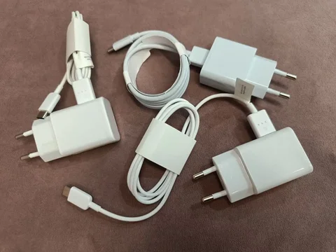 Зарядные устройства для IQOS, LIL и телефонов - Продукты питания в Саратов