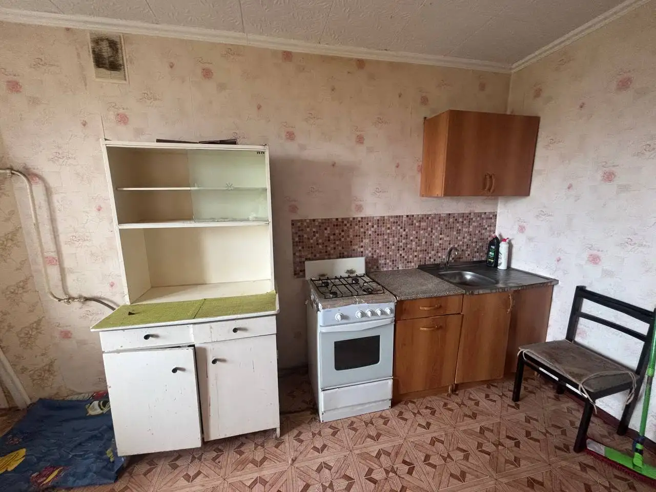 Отдам все бесплатно - Барахолка в Саратов
