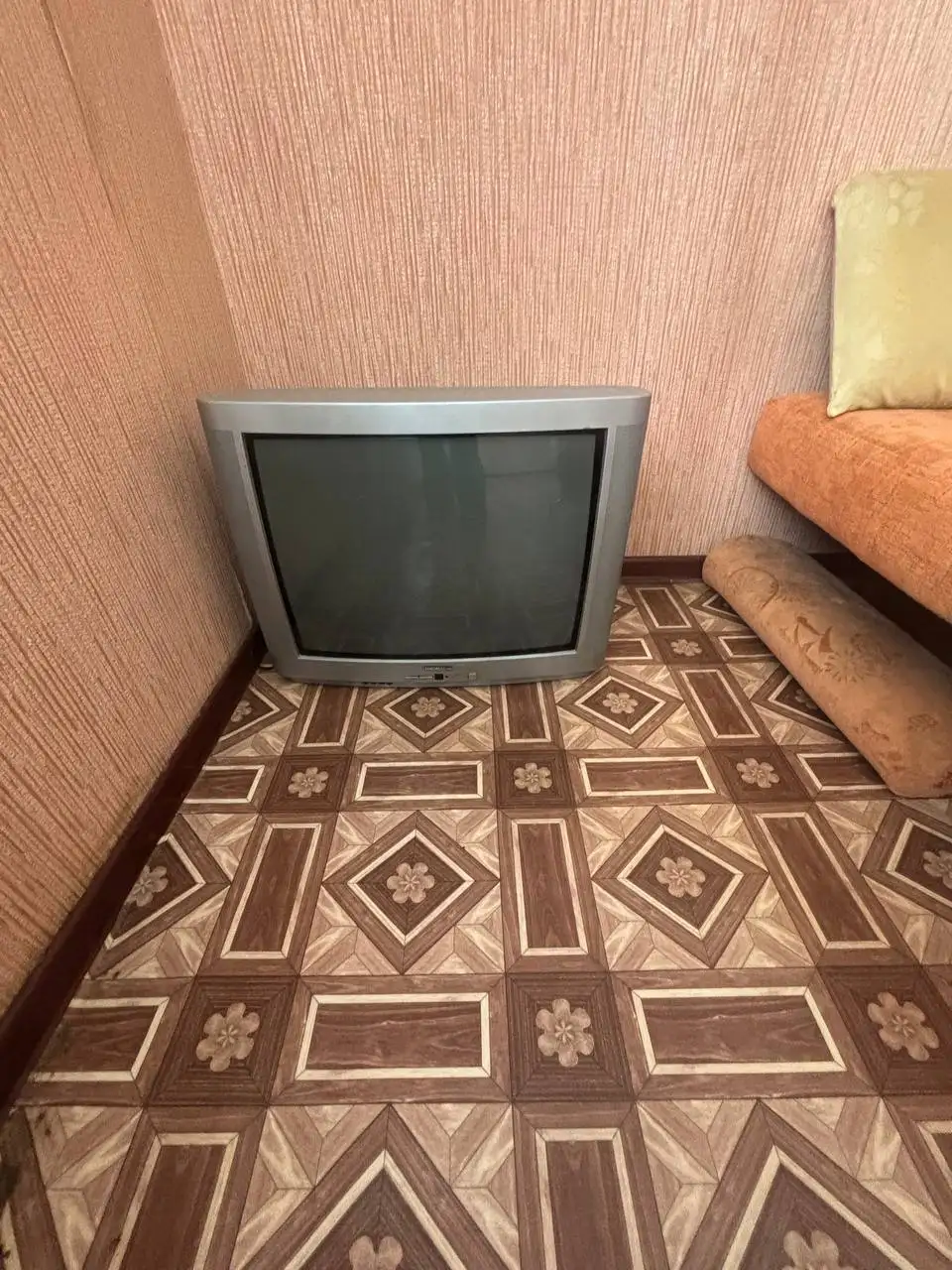 Отдам все бесплатно - Барахолка в Саратов